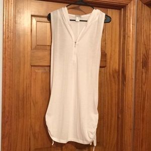 Venus hooded swimsuit cover up EUC! Size M